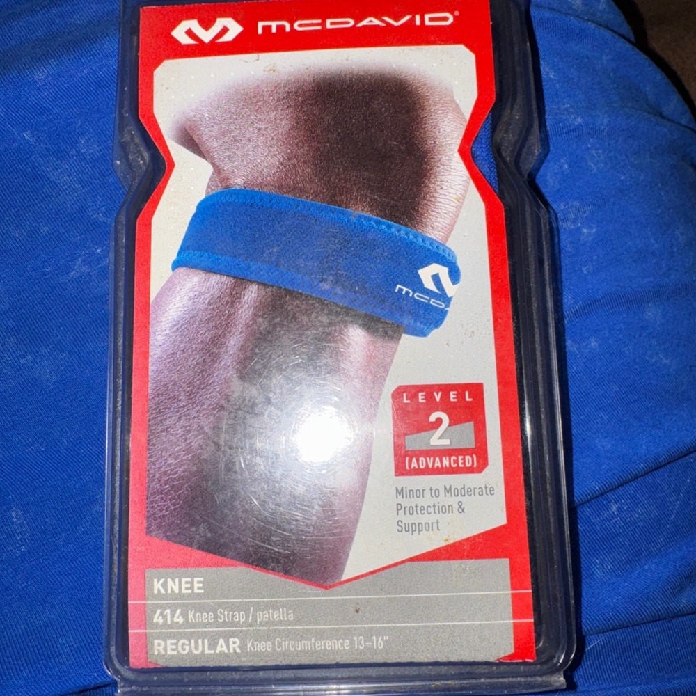McDavid 414 Knee Strap Patella Support Level 2 Royal Blue Regular 13-16 Inch